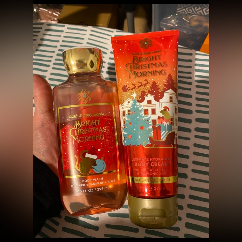 Bath & Body works Bright  Christmas morning